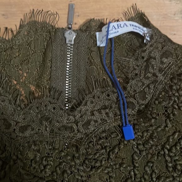 Zara - Picture 3 of 7